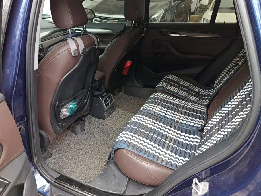BMW X1 — миниатюра 11