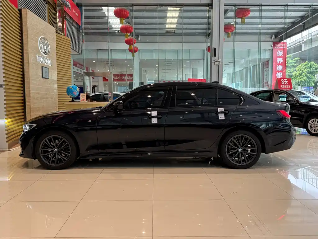 BMW 3 Series — миниатюра 6