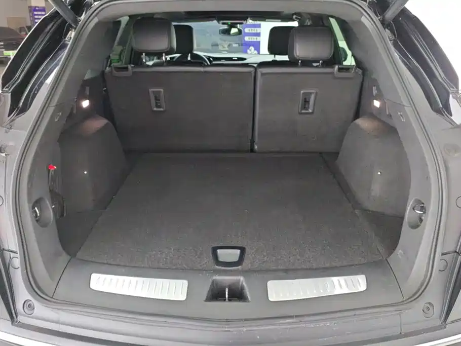 Cadillac XT5 — миниатюра 4