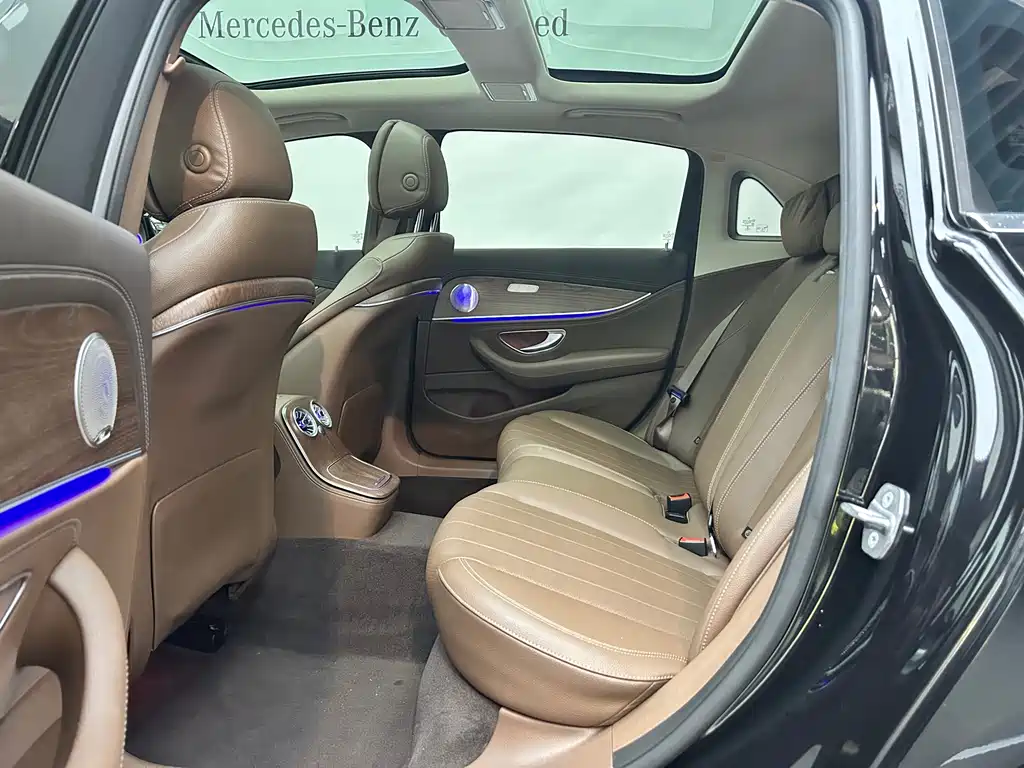 Mercedes-Benz E-Class New Energy — миниатюра 9
