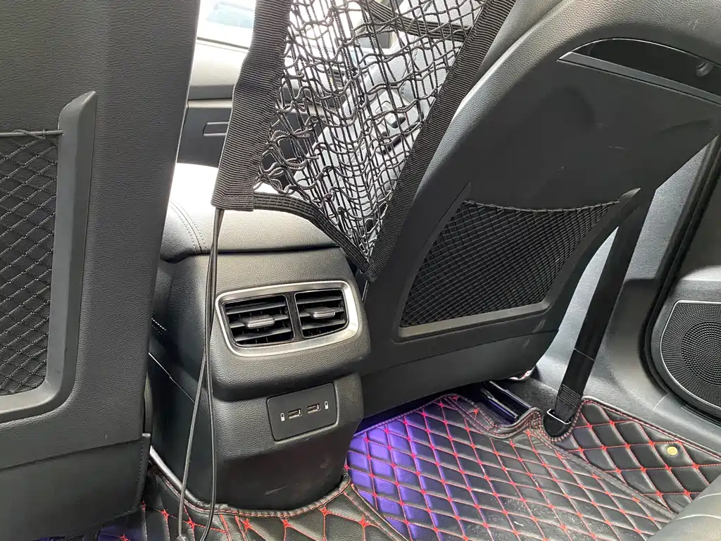 Hongqi Hongqi H5 — миниатюра 15