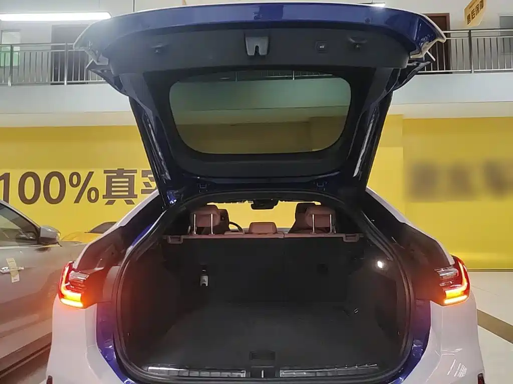NIO ES6 — миниатюра 19