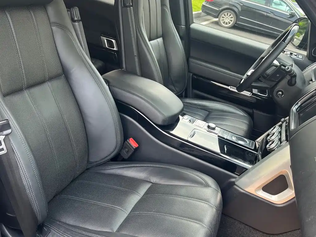 Land Rover Range Rover — миниатюра 23
