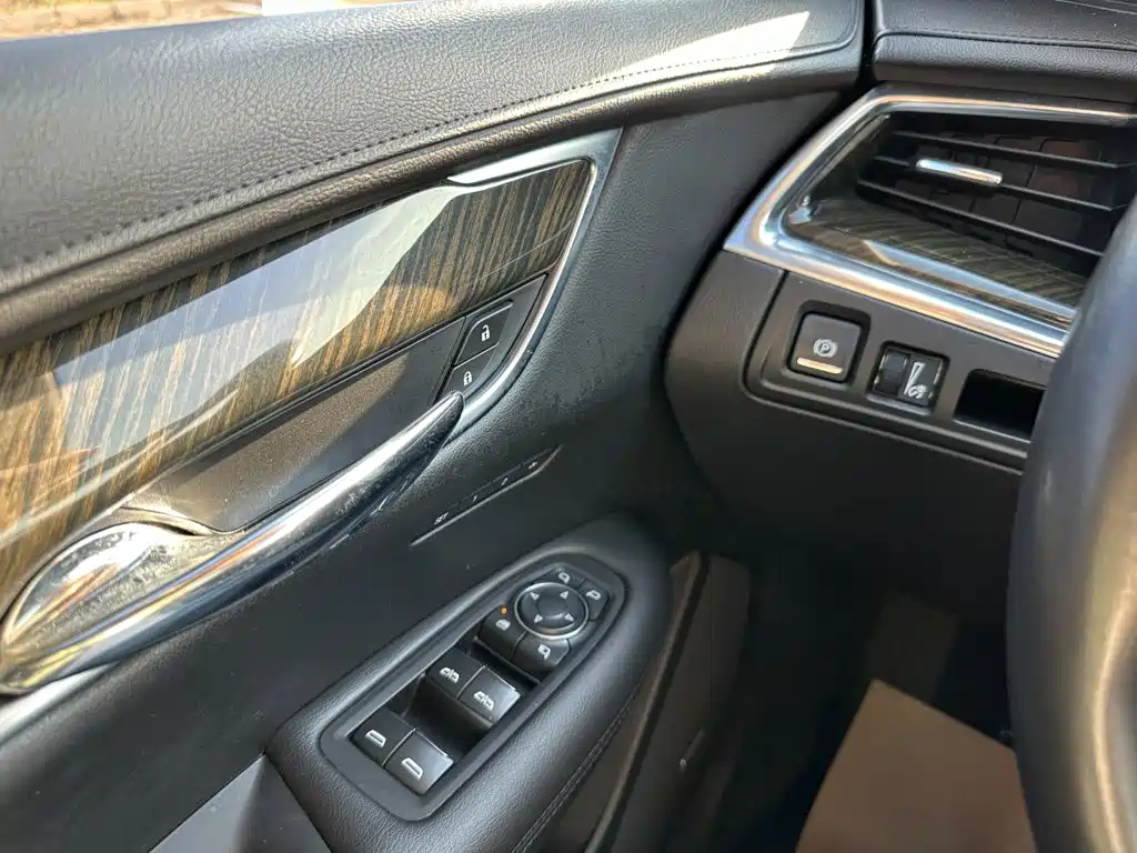 Cadillac XT5 — миниатюра 23