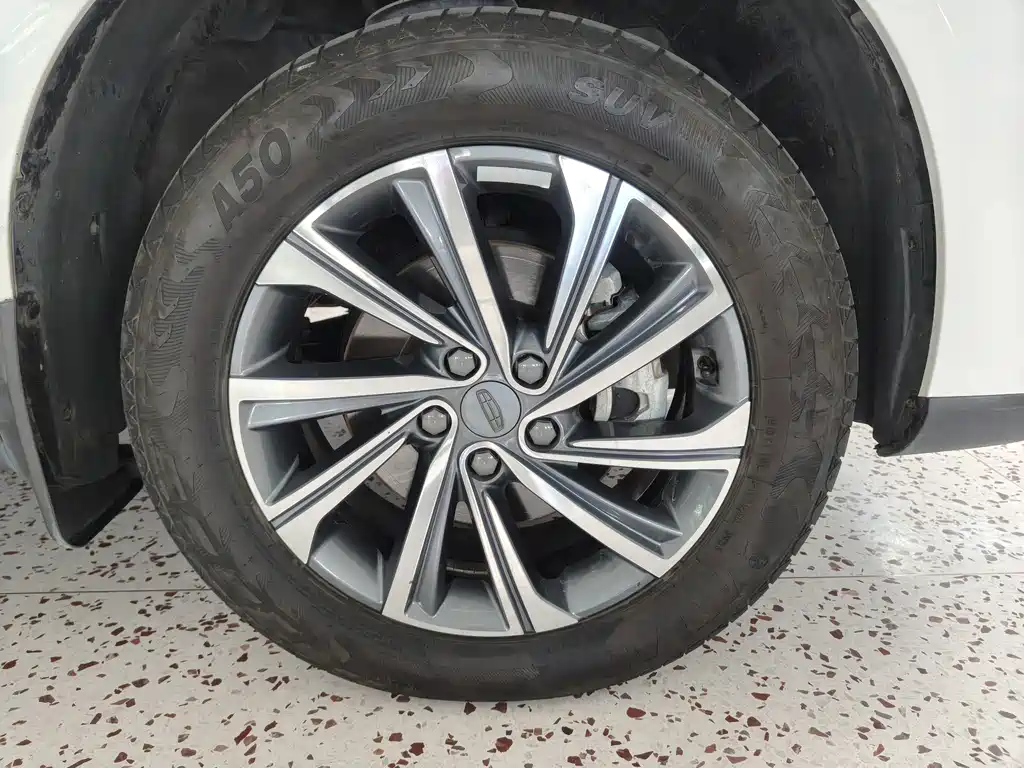 Geely Vision X6 — миниатюра 22