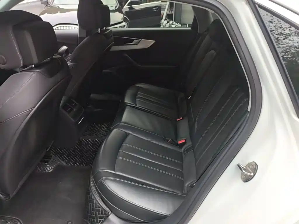 Audi A4L — миниатюра 17