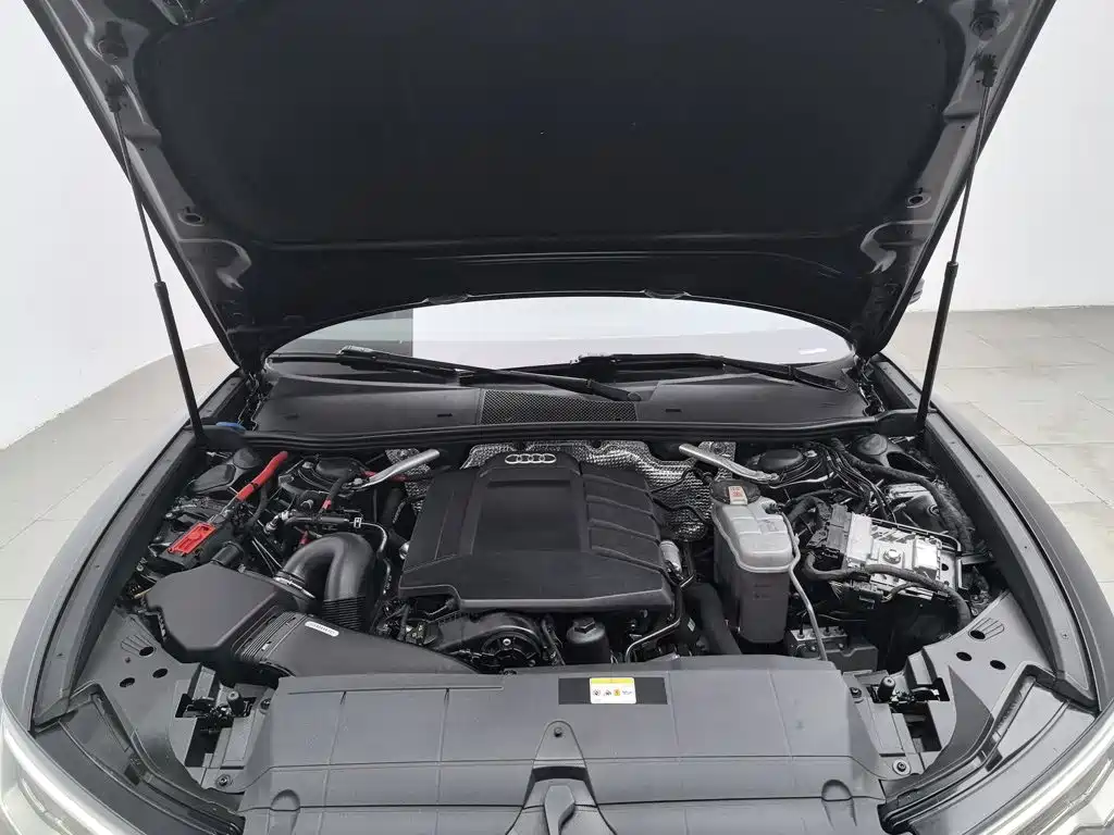 Audi A6L — миниатюра 6