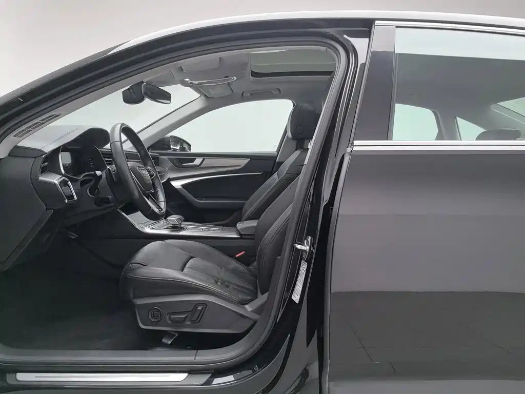 Audi A6L — миниатюра 10
