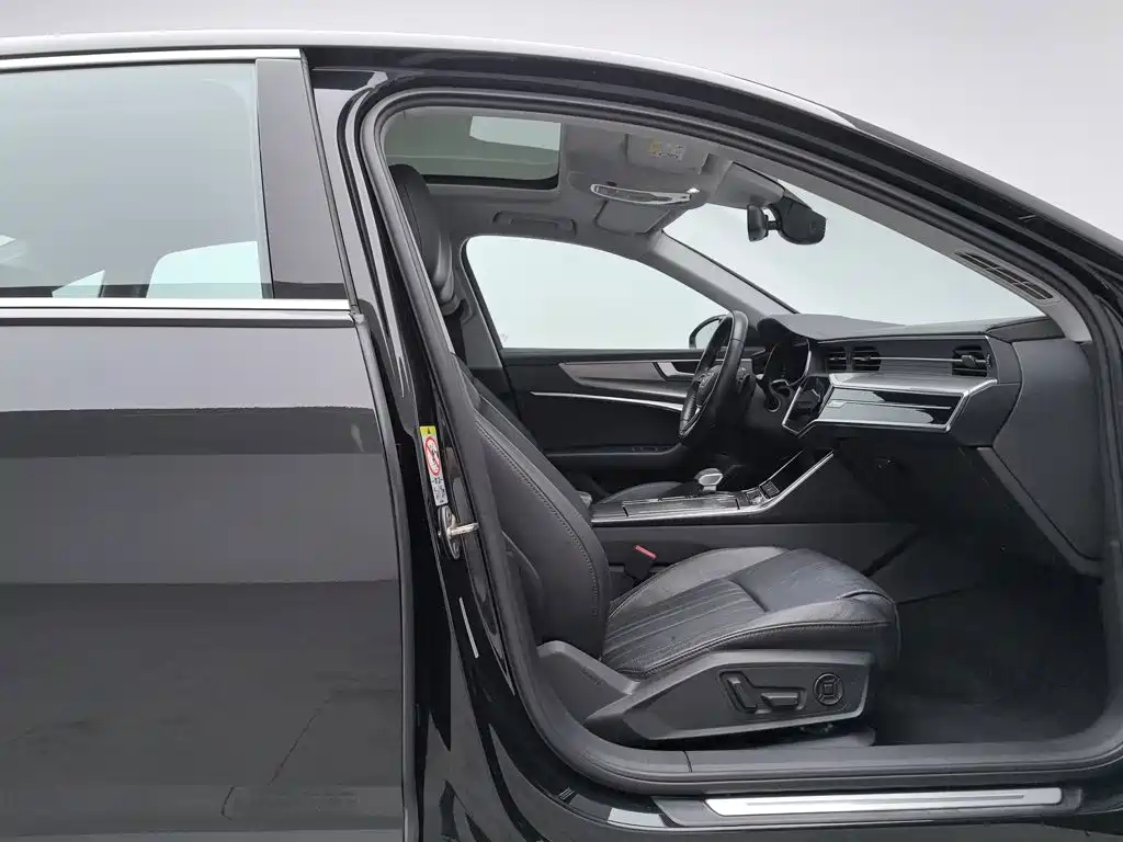 Audi A6L — миниатюра 23