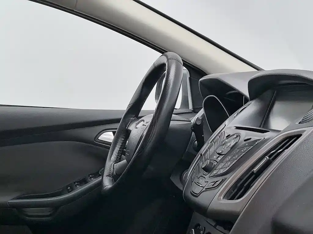 Ford Focus — миниатюра 22