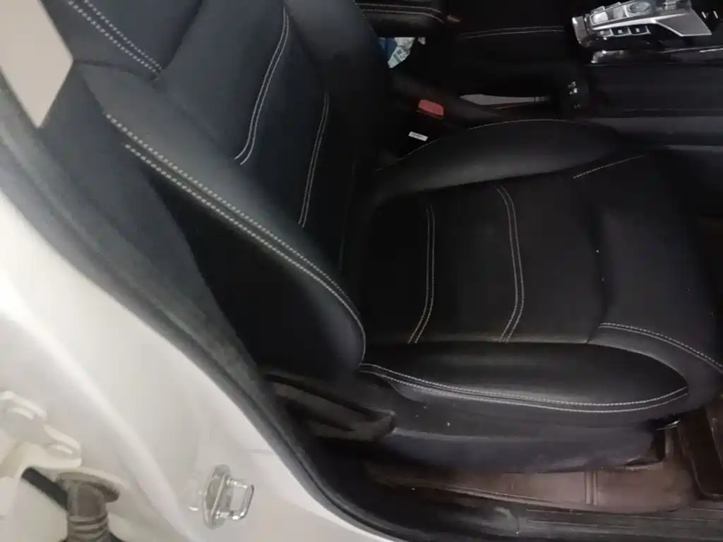 BYD Yuan EV — миниатюра 25