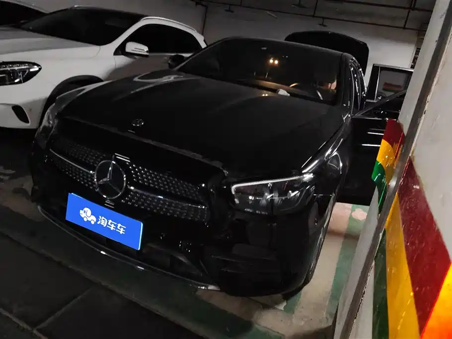 Mercedes-Benz E-Class 2021