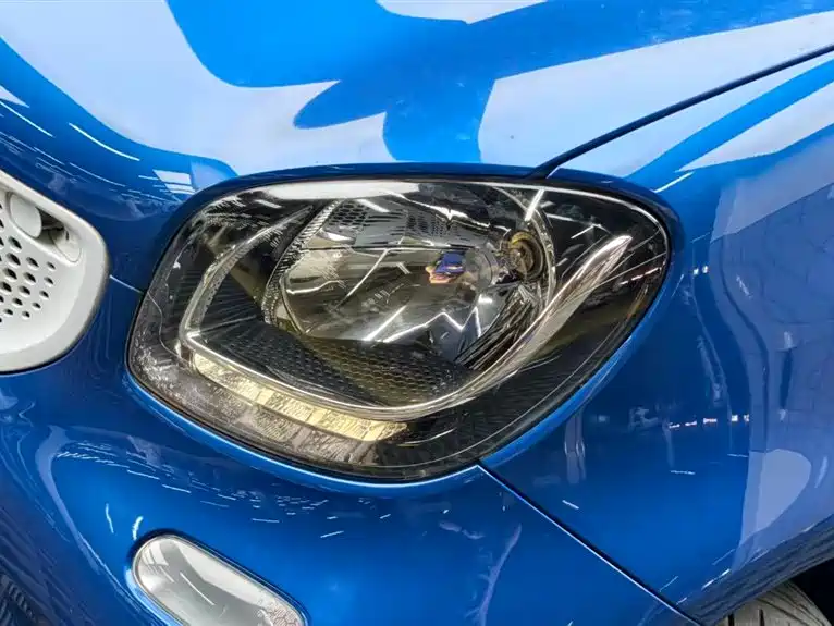 smart Smart Fortwo — миниатюра 7