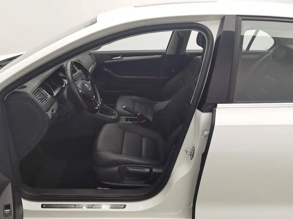 Volkswagen Sagitar — миниатюра 10