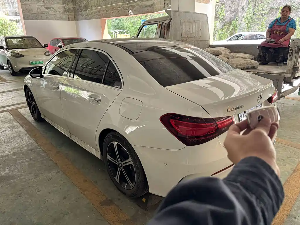 Mercedes-Benz A-Class — миниатюра 10