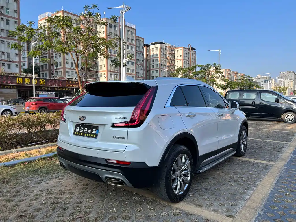 Cadillac XT4 — миниатюра 6