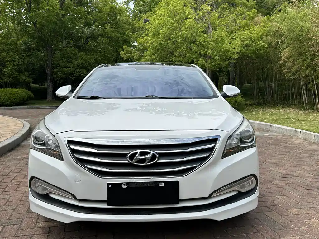 Hyundai Mistra 2014 1.8L AT GLS