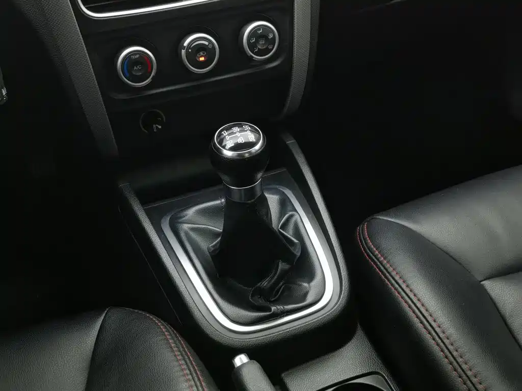 Bestune B30 — миниатюра 13