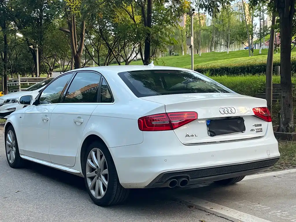 Audi A4L — миниатюра 5