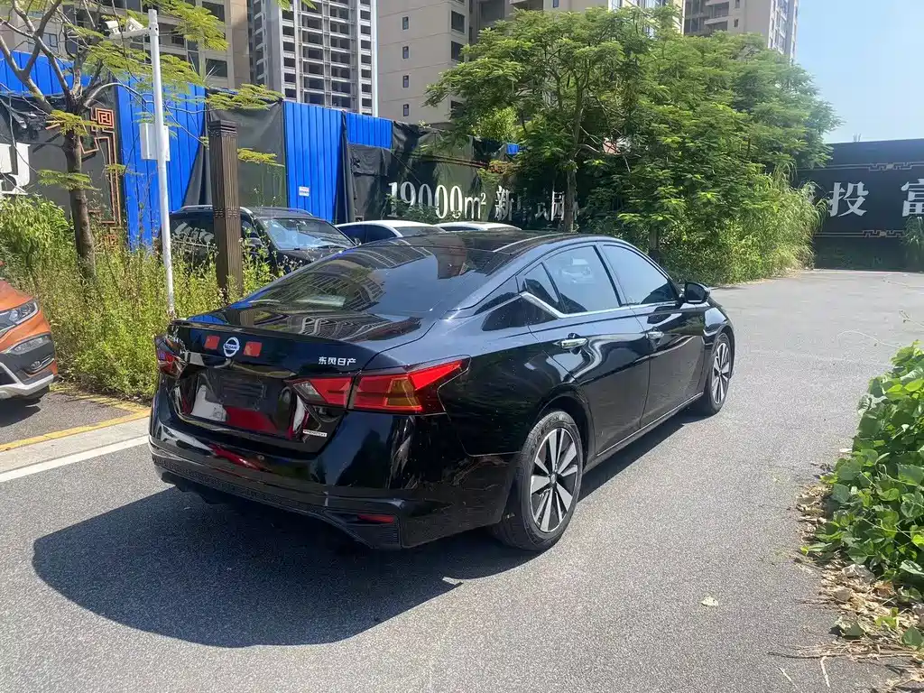 Nissan Teana — миниатюра 5