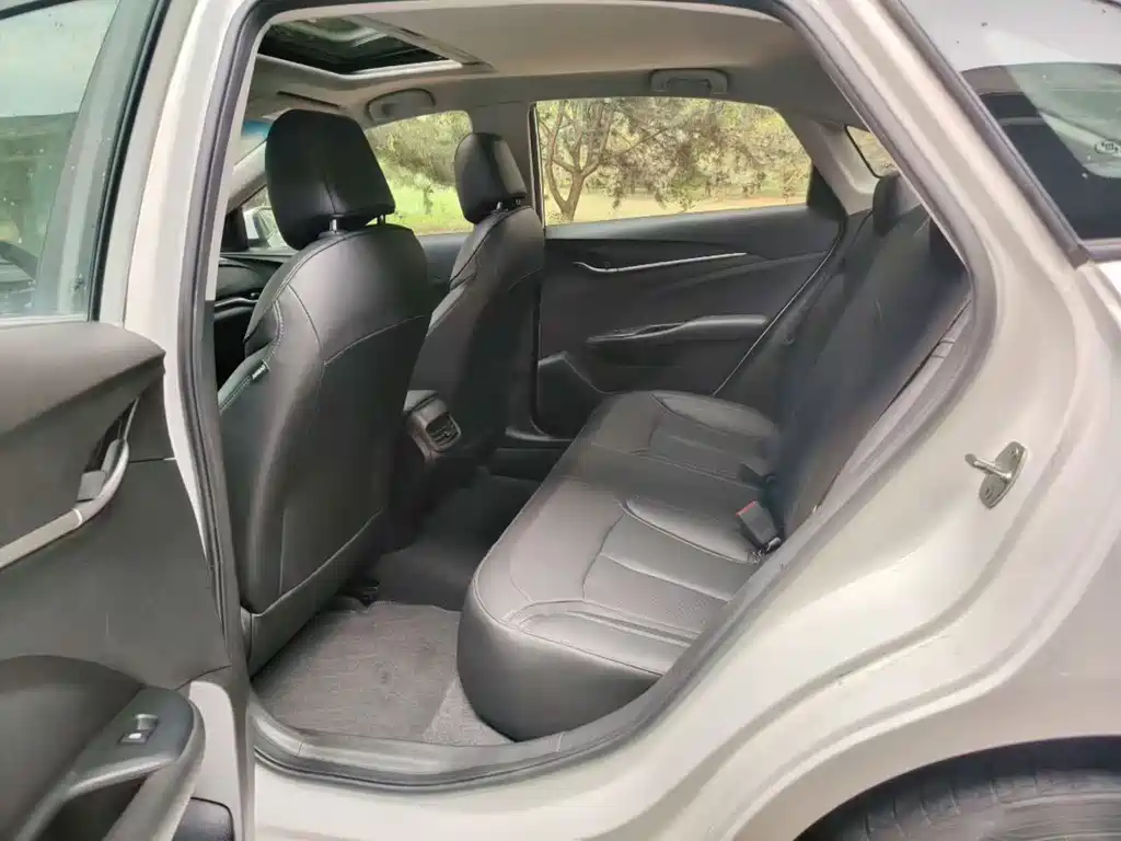 Buick Excelle — миниатюра 6