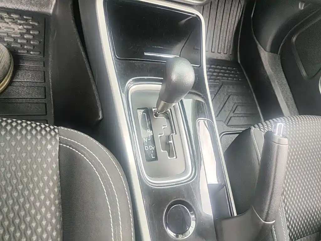 Mitsubishi Outlander — миниатюра 14
