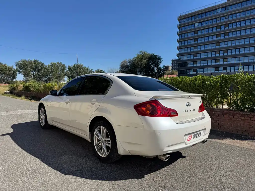 Infiniti G — миниатюра 6
