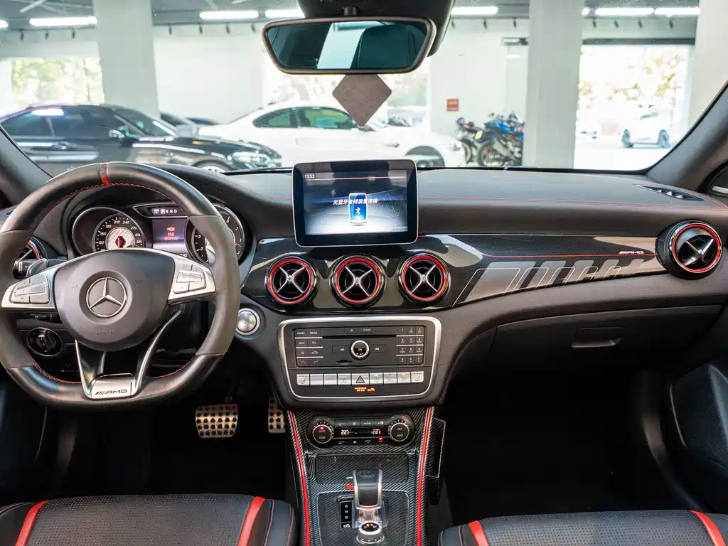 Mercedes-Benz CLA AMG — миниатюра 8