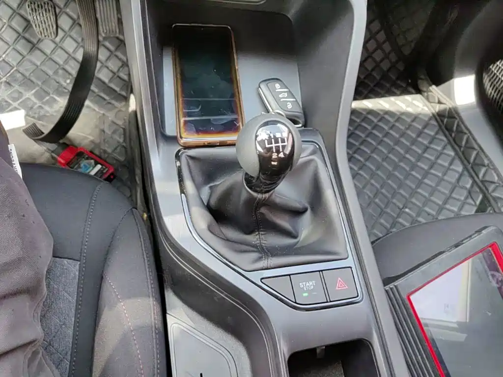 Roewe i5 — миниатюра 10
