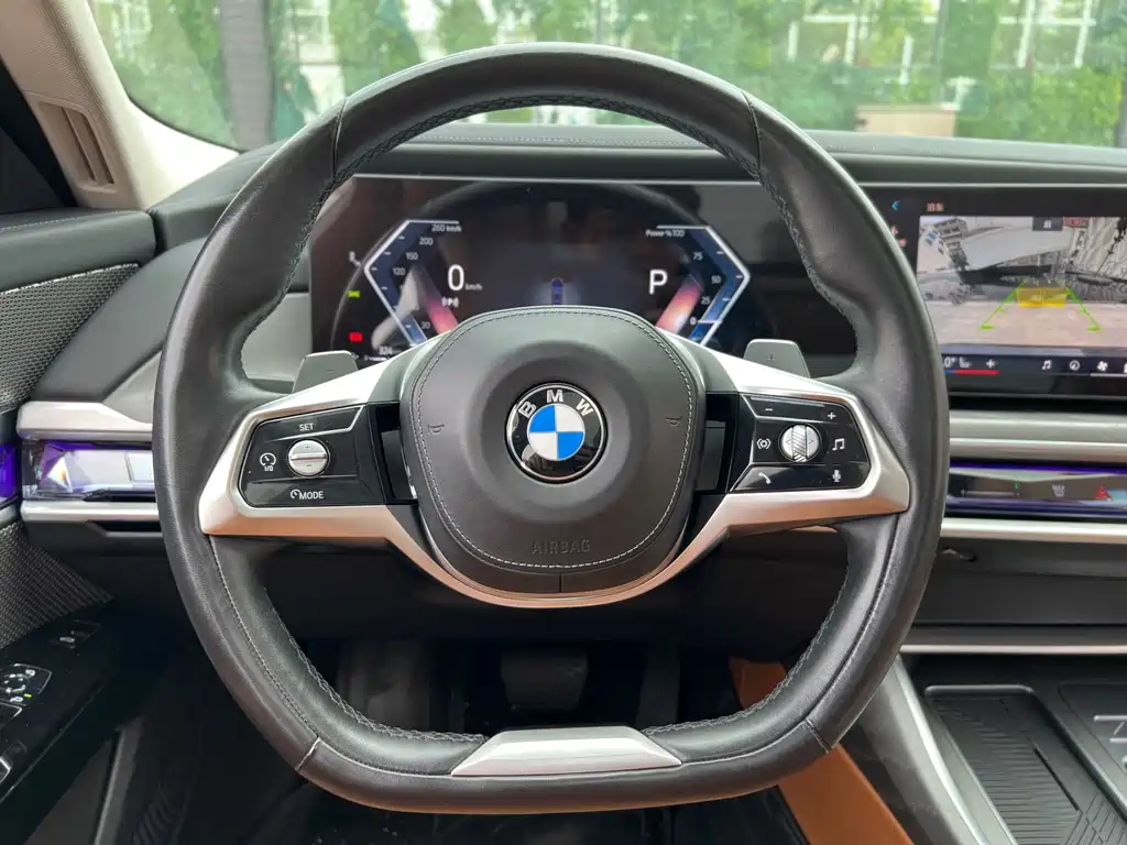 BMW 7 Series — миниатюра 18