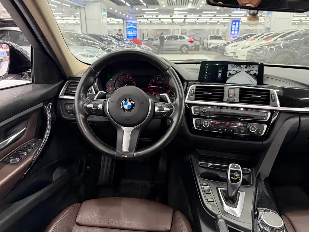BMW 3 Series — миниатюра 13