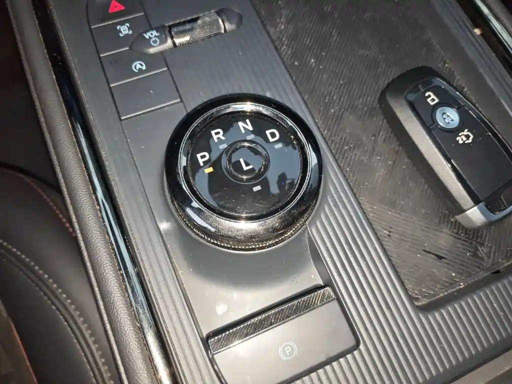 Ford Mondeo — миниатюра 10
