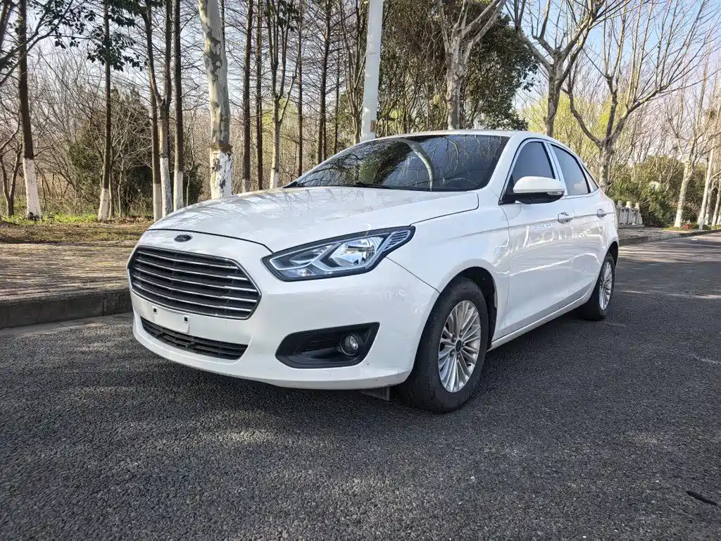 Ford Escort 2017