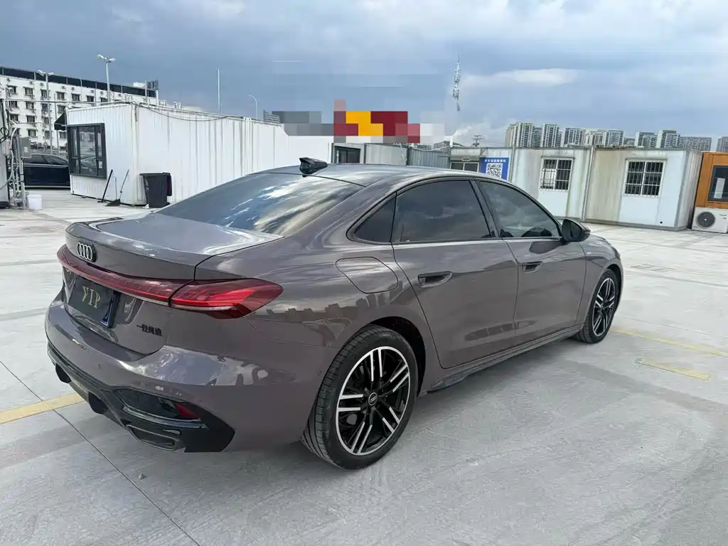 Audi A5L — миниатюра 7