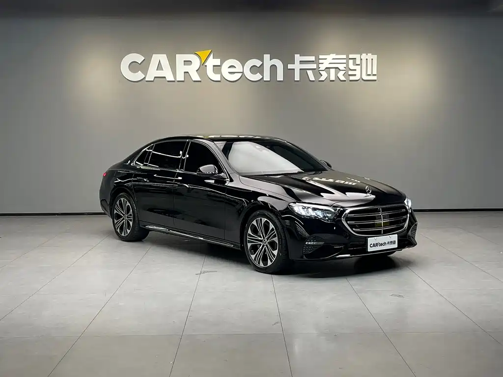 Mercedes-Benz E-Class — миниатюра 3