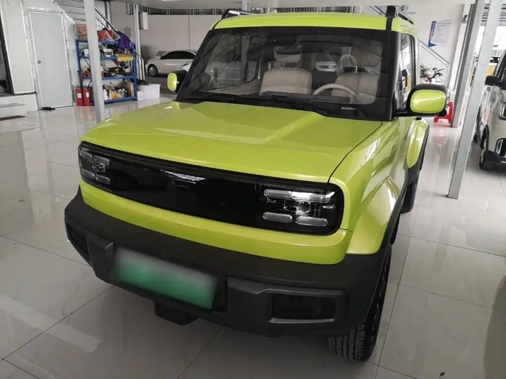 Baojun Yueye — миниатюра 2