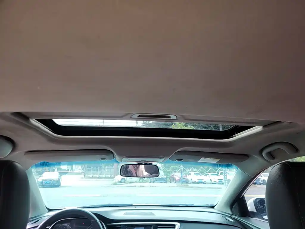 Buick Excelle — миниатюра 18