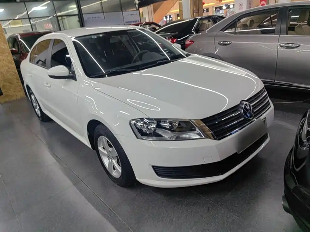 Volkswagen Lavida 2013 1.6L AT