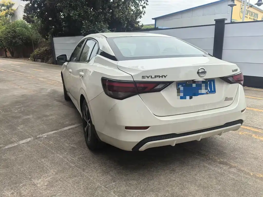Nissan Sylphy — миниатюра 2