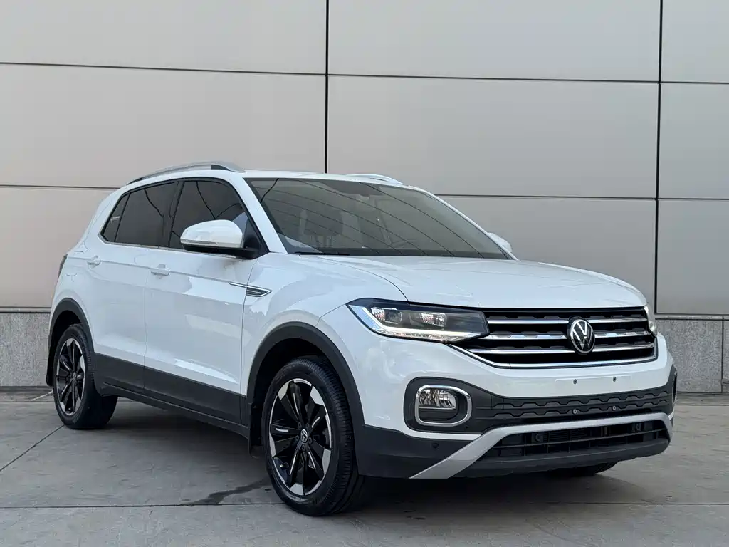 Volkswagen Tacqua 200TSI DSG Joy Connected Edition, фото 3