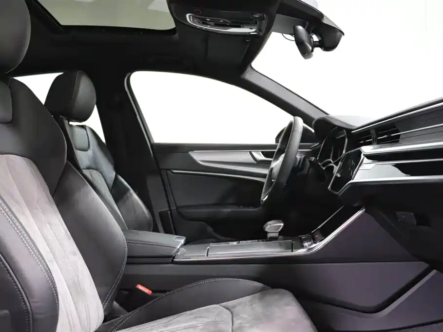 Audi A6L 2021 40 TFSI Luxury