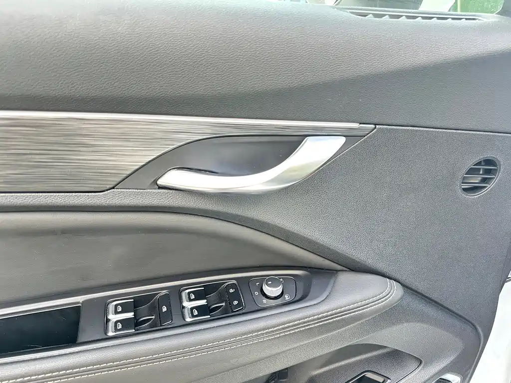 Geely Xingyue — миниатюра 19