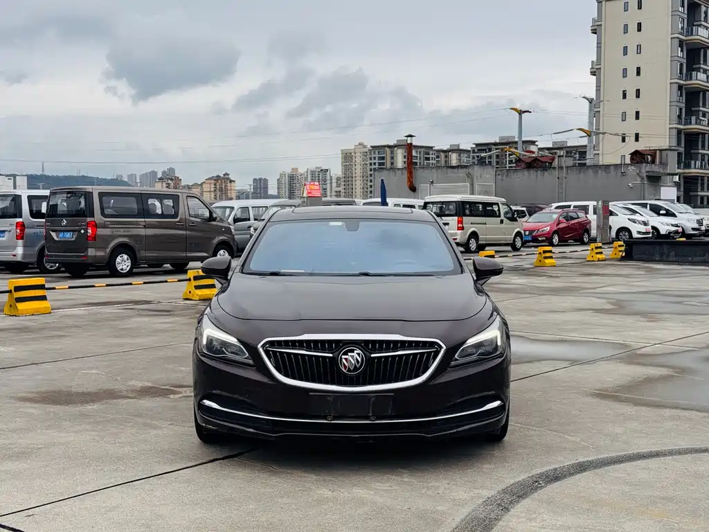 Buick LaCrosse — миниатюра 2