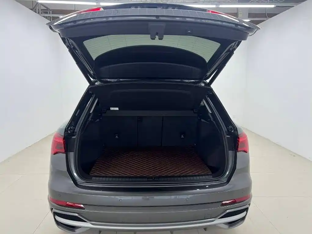 Audi Q3 — миниатюра 8