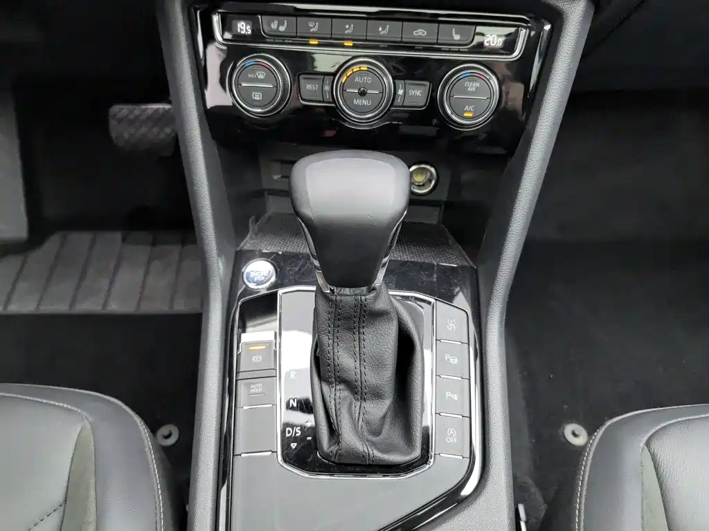 Volkswagen Tiguan L — миниатюра 13