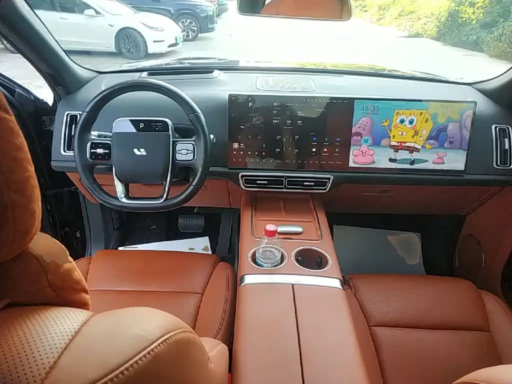 Li Auto Li L8 — миниатюра 10