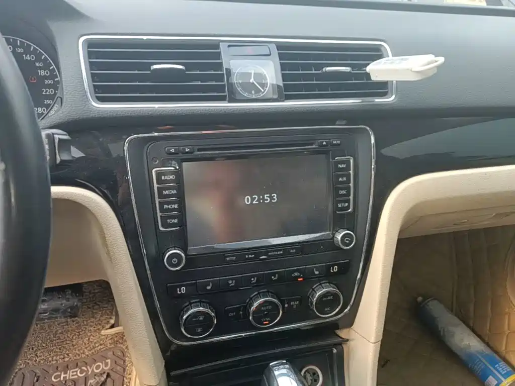 Volkswagen Passat — миниатюра 13