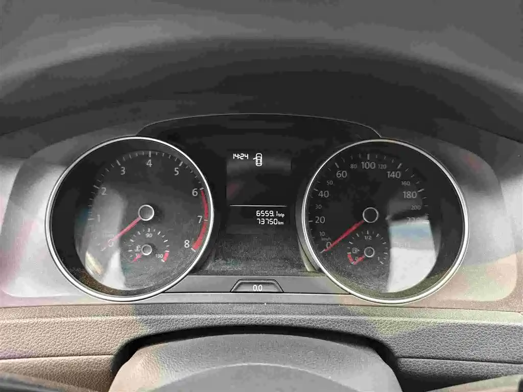 Volkswagen Golf — миниатюра 4