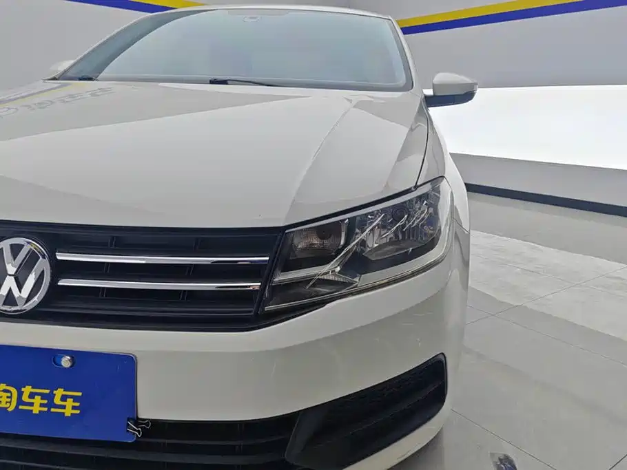 Volkswagen Santana — миниатюра 5