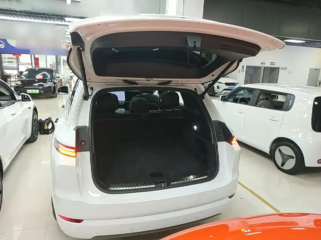 Li Auto Li L7 — миниатюра 19